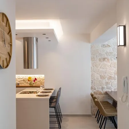 Villa Dodo's Residence, Heated Pool & Jacuzzi! Melidhonion (Rethymno)
