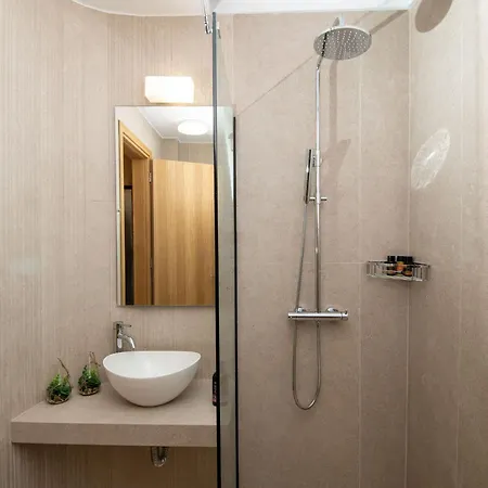 Dodo's Residence, Heated Pool & Jacuzzi! Villa Melidhonion (Rethymno)